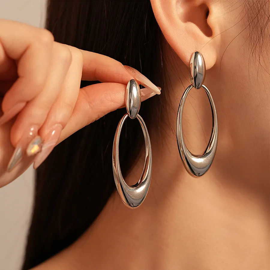 Women Fashion Geometric Metallic Hollow Oval Earrings