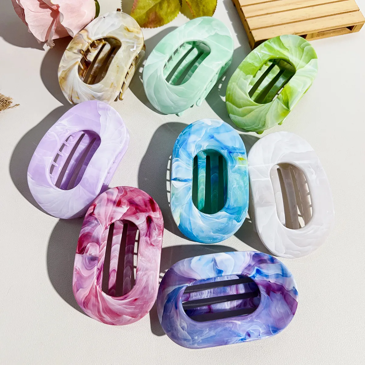 Women Fashion Curved Oval Marble Gradient Hair Clip