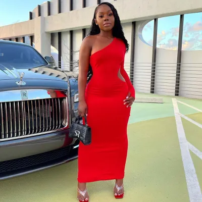 Women One-Shoulder Hollow-Out Long-Sleeve Slim-Fit Maxi Dress in Solid Color