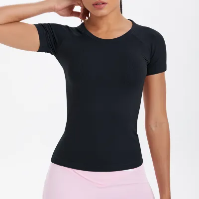 Women's Seamless Breathable Yoga T-Shirt - Solid Color Short-Sleeve Sportswear Top