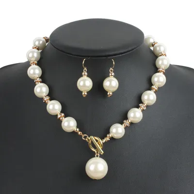 Women Fashion Simple Imitation Pearl Necklace Earrings Set French Retro Geometric Snake Chain