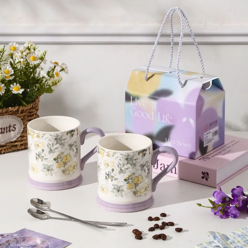 Women Floral Printed Ceramic Cup With Lid And Spoon For Cafe