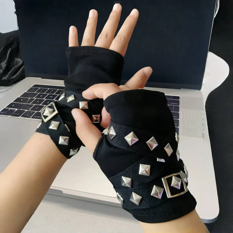 Y2k Punk Style Rivet Gloves Accessories