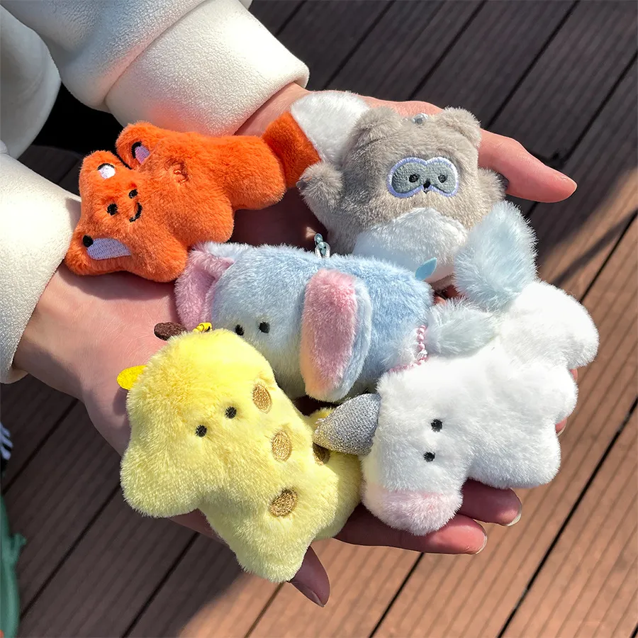 Lovely Plush Giraffe Animal Doll Keychain Pendant