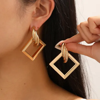 Simple Double-Layer Diamond Earrings Fashion Iron Geometric Hollow