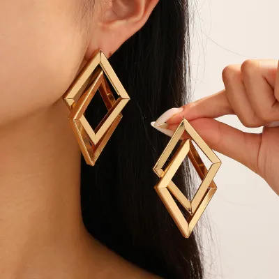 Simple Double-Layer Diamond Earrings Fashion Iron Geometric Hollow