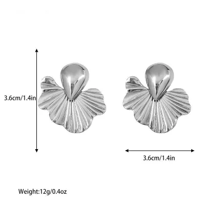 Fashion Wave Design Gold Alloy Earrings Simple Commuter Light Luxury