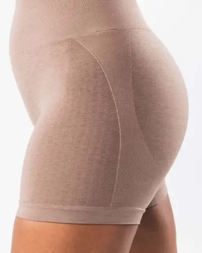 Women's Seamless Yoga Shorts Solid Color Tight Fit