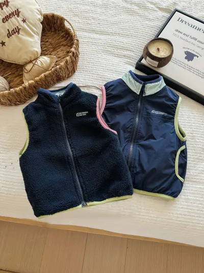 Kids Autumn Winter Fashion Sleeveless Fleece Vest with Letter Print Zipper