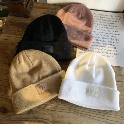 Fashion Autumn And Winter Simple Solid Color Small Letter Knitted Hat