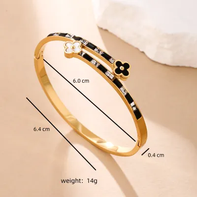 Four-Leaf Clover Titanium Steel Rhinestone Bracelet