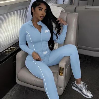Conjunto de top corto de manga larga y pantalones ajustados para mujer, estilo deportivo sexy, para otoño e invierno