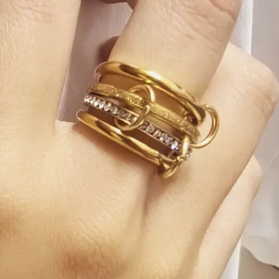 Women Fashion Creative Zircon Interlocking Four Ring Stainless Steel Geometric