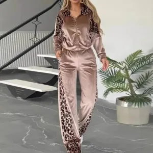 Women Autumn Winter Leopard Contrast Color Long Sleeve Zip Top Pants Set