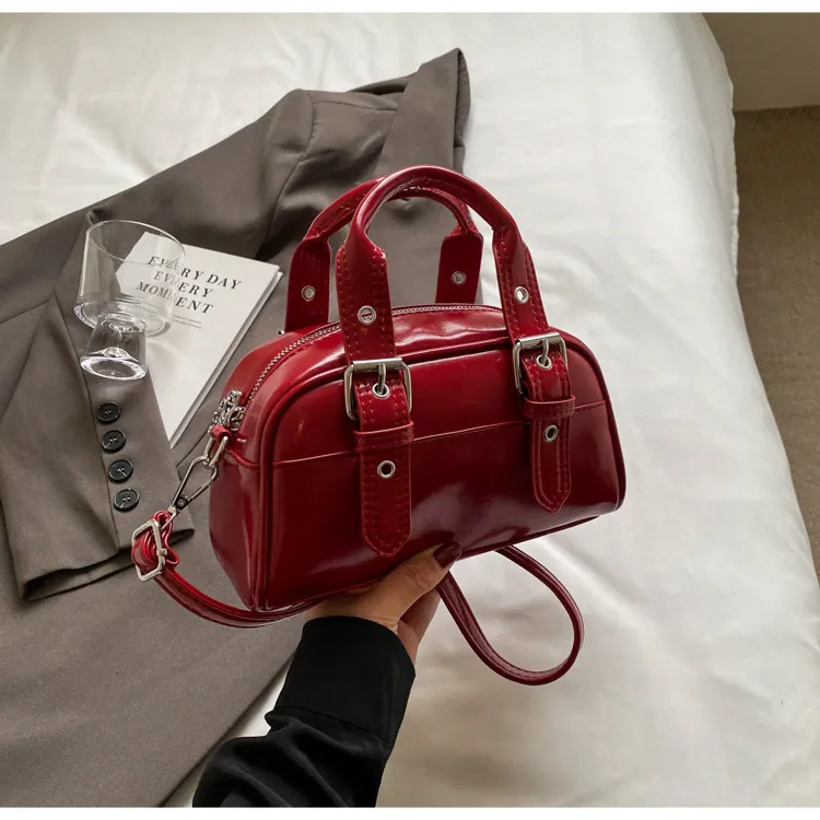 Women Fashion Casual Solid Color Oil Wax Handbag
