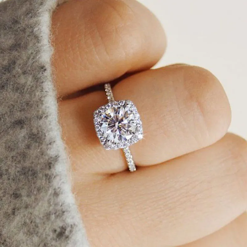 Fashion Geometric Zircon Decor Ring