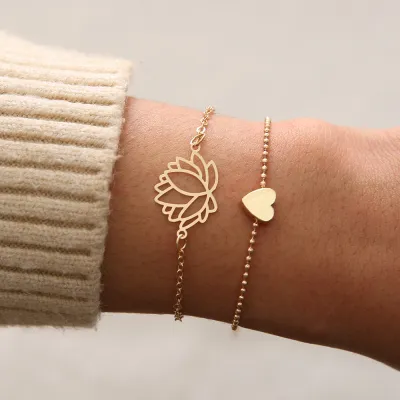 Simple Lotus Flower Pattern Heart-shaped Alloy Bracelets Set for Women