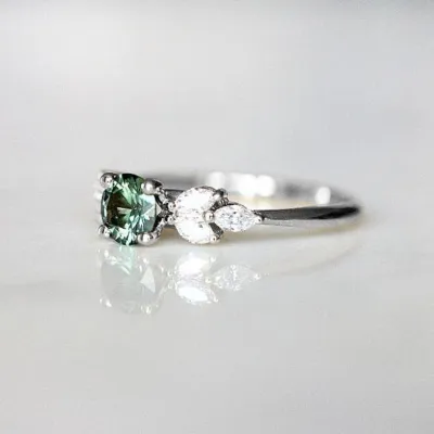 Fashion Mini Zircon Decor Geometric Wedding Ring for Women