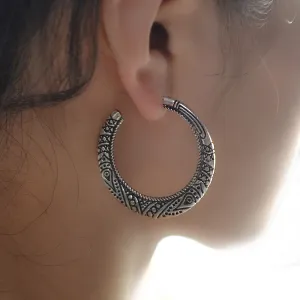 Vintage Flower Carving Geometric Hoop Earrings for Women