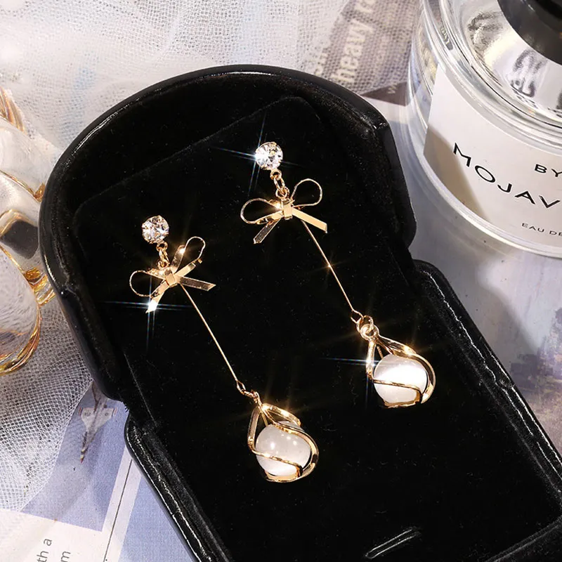 Fashion Bowknot Pearl Pendant Drop Earrings for Women