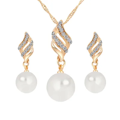 Fashion Pearl Pendant Rhinestone Earrings Necklace Jewelry Set