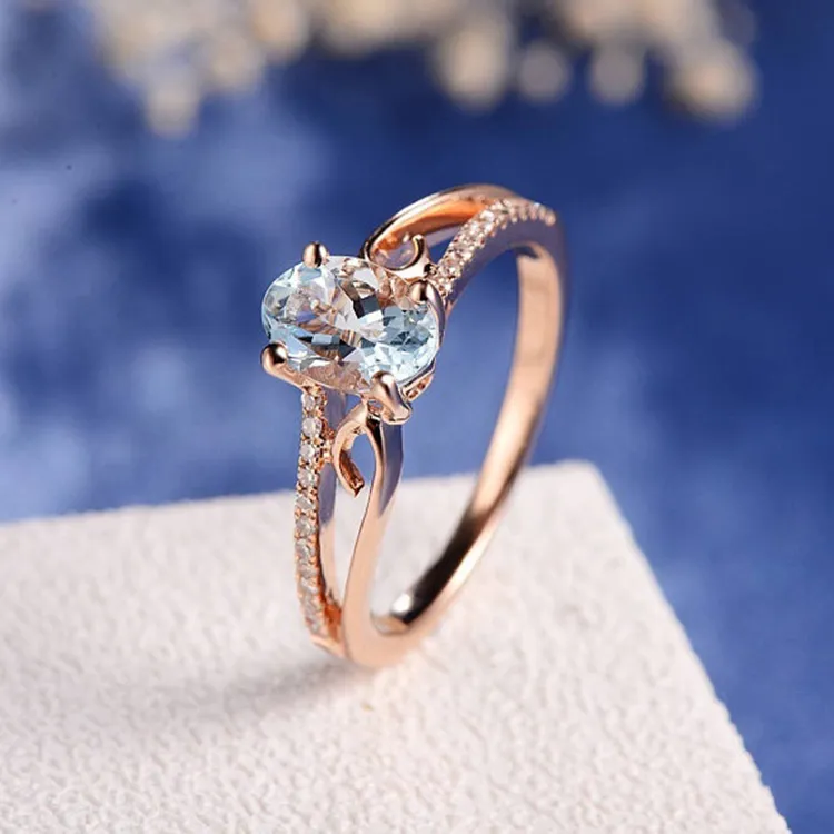 Women's Simple Oval Zircon Geometric Decor Ring