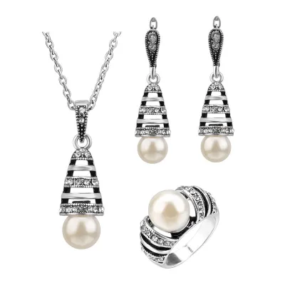 Vintage Pearl Decor Ring Necklace Earrings Jewelry Set