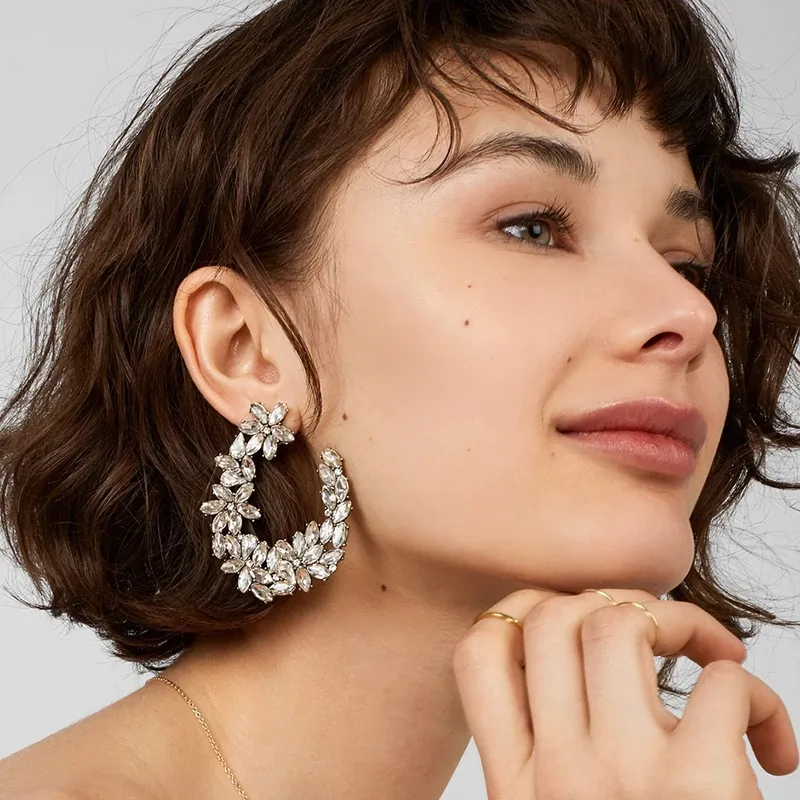Shiny Glamour Flower Design Rhinestone Decor Drop Earrings for Women