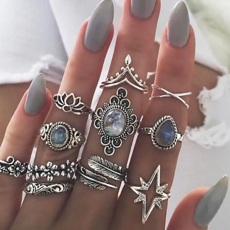 Vintage Carved Starry Gem Midi Rings Set for Women