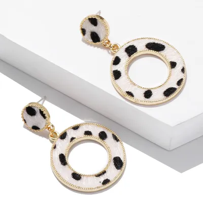 Leopard Pattern Hollow Out Circle Pendant Suede Alloy Geometric Women's Earrings
