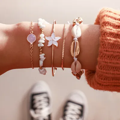Natural Stone Decor Flower Shell Design Women's Alloy Bracelets Set
