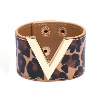 Fashion Metal V Decor PU Leather Bracelet