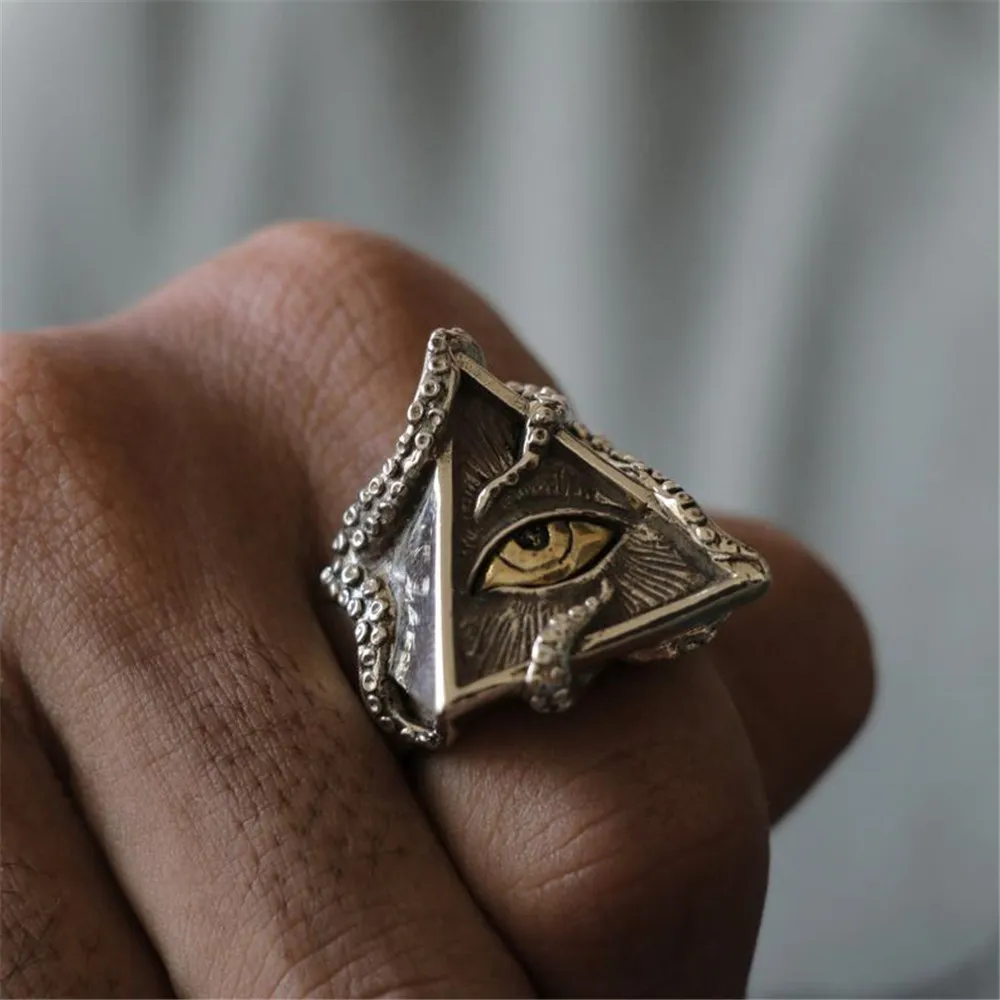 Unique Triangle Eye of Horus Pattern Alloy Men's Ring