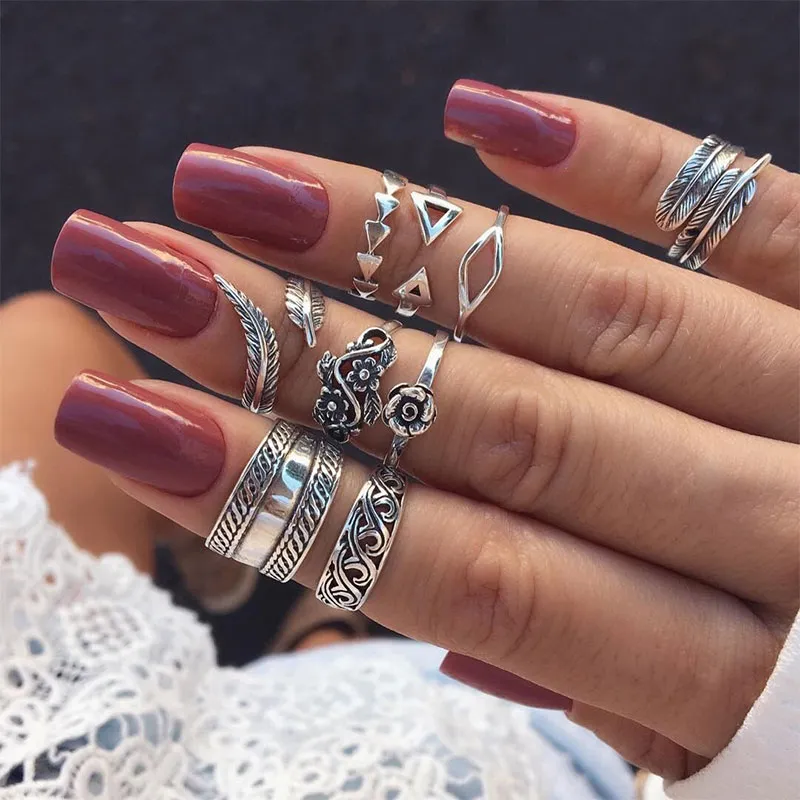 Vintage Hollow Out Carved Leaves Women's Alloy Geometric Ring Set