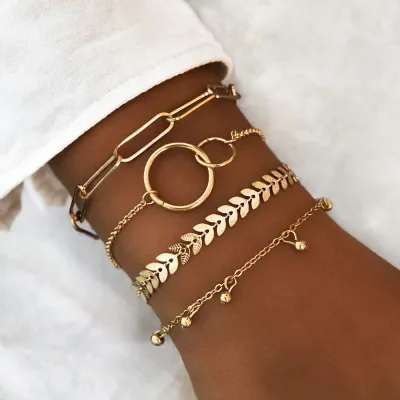 Geometric Arrow Pattern Metal Bracelet Set for Women