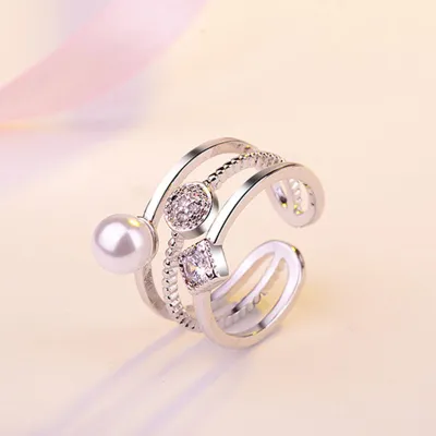 Creative Three Line Pearl Rhinestone Decor Ring Women Geometric Fashion Jewelry