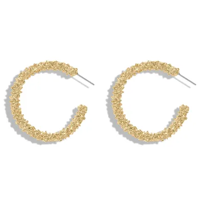 Fashion Metal Embossed Geometric Hoop Earrings