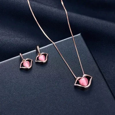Creative Lip Pattern Opal Decor Necklace Earrings Set