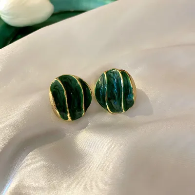Women's Fashion Alloy Geometric Stud Earrings