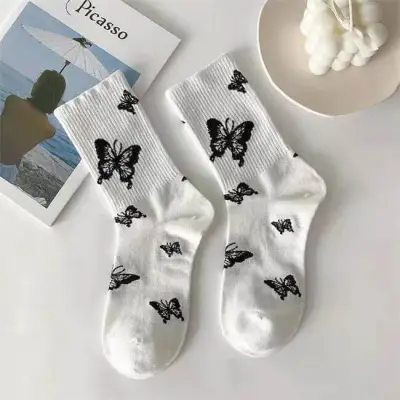 Women Fashion Butterfly Printed Cotton Sports Socks Mid-Calf