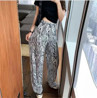 Women Fashion Heart Printed Wide Leg Pants - Milk Fiber High Waist Elegant
