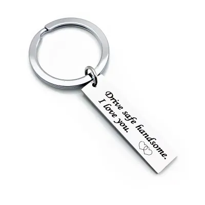 Simple Letter Love Heart Pattern Metal Key Chain