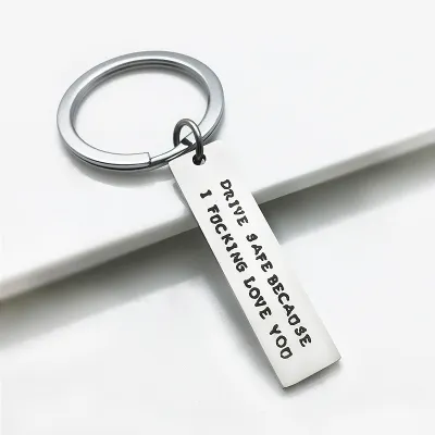 Simple Letter Love Heart Pattern Metal Key Chain
