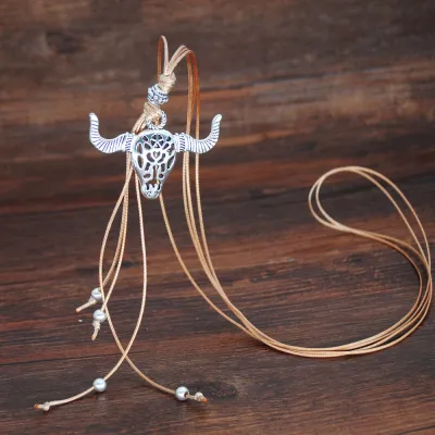 Simple Velvet Cord Design Women Ethnic Style Pendant Necklace