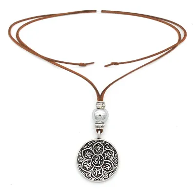 Simple Velvet Cord Design Women Ethnic Style Pendant Necklace