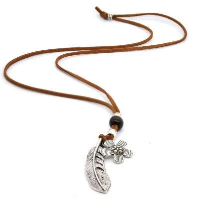 Simple Velvet Cord Design Women Ethnic Style Pendant Necklace