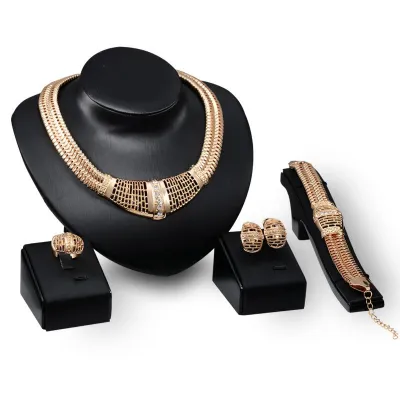 4 Piece Fashion 18k Gold Plated Statement Jewelry Set Alloy Snake Chain Women's