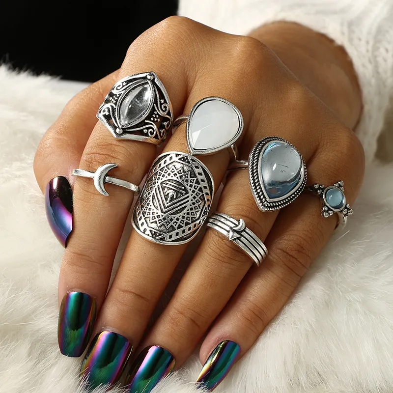Vintage Totem Pattern Design Oval Gemstone Decor Ring Set