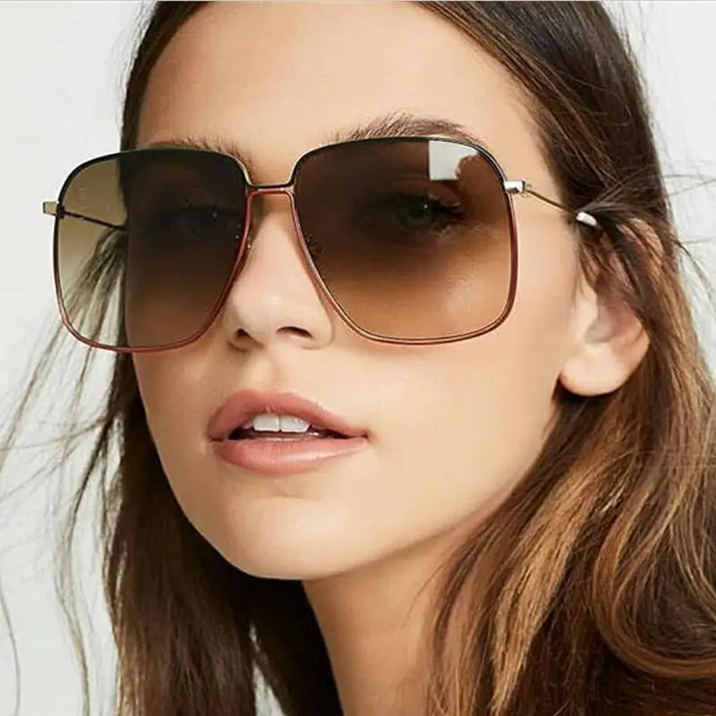 Unisex Retro Square Metal Frame Sunglasses with AC Lens