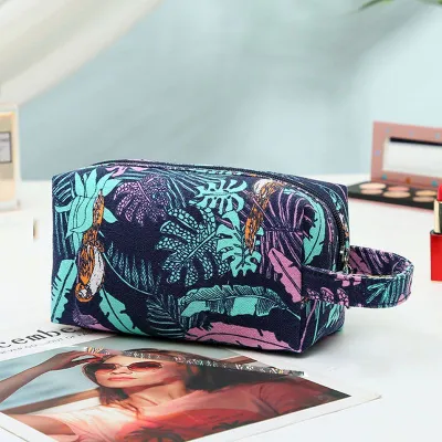 New Fashion Canvas Leaves Print Bucket Cosmetic Bag